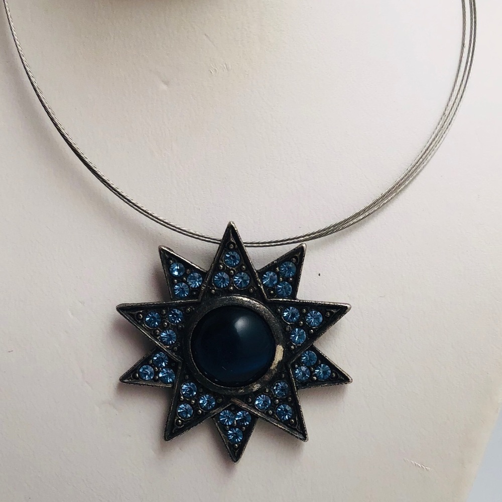 Express blue rhinestone star necklace
